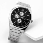 SILVER METAL STRAP  WHATCH